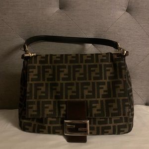 ⛔️SOLD⛔️ fendi Mama Zucca Monogram Baguette Bag